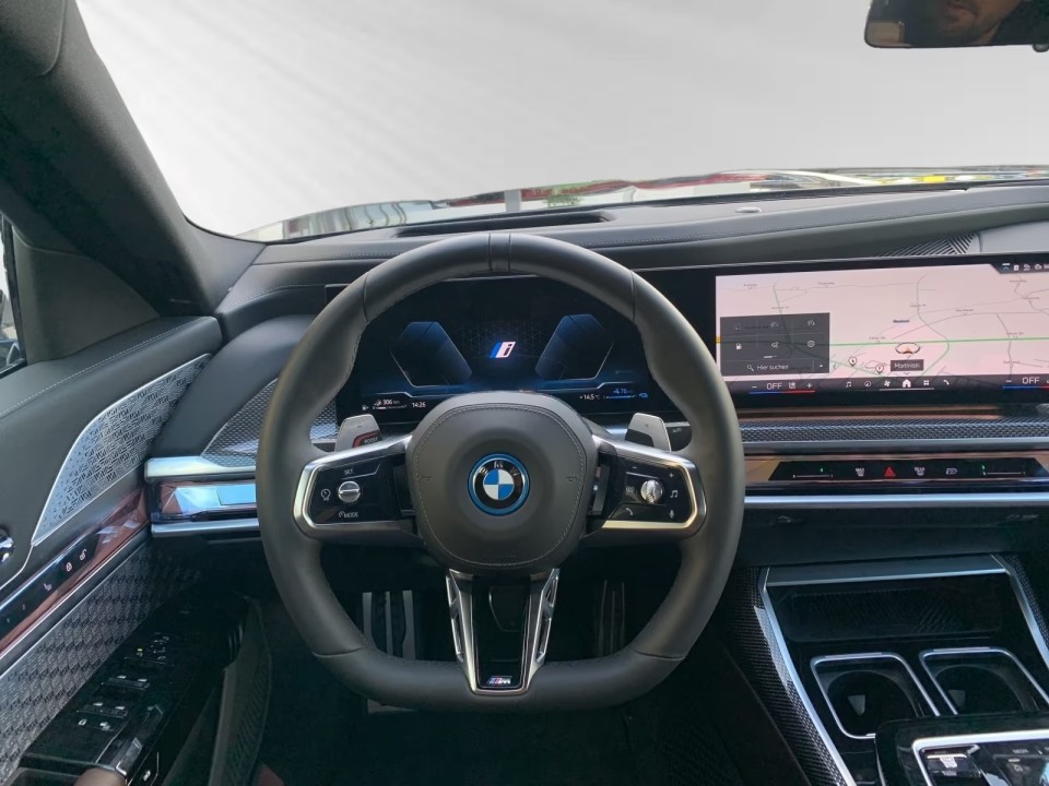 BMW Seria 7 750e xDrive M-Sport - foto 6