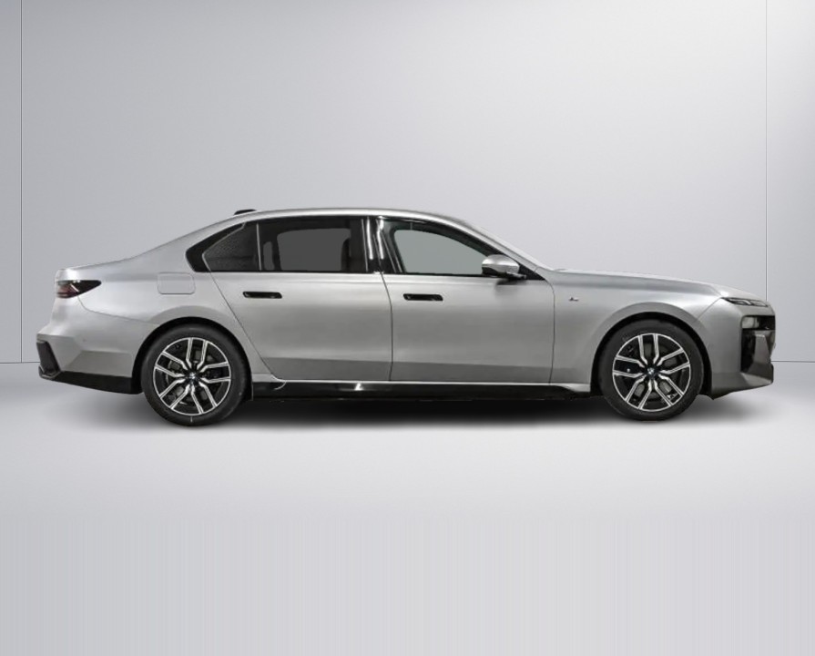BMW Seria 7 750e xDrive (2)