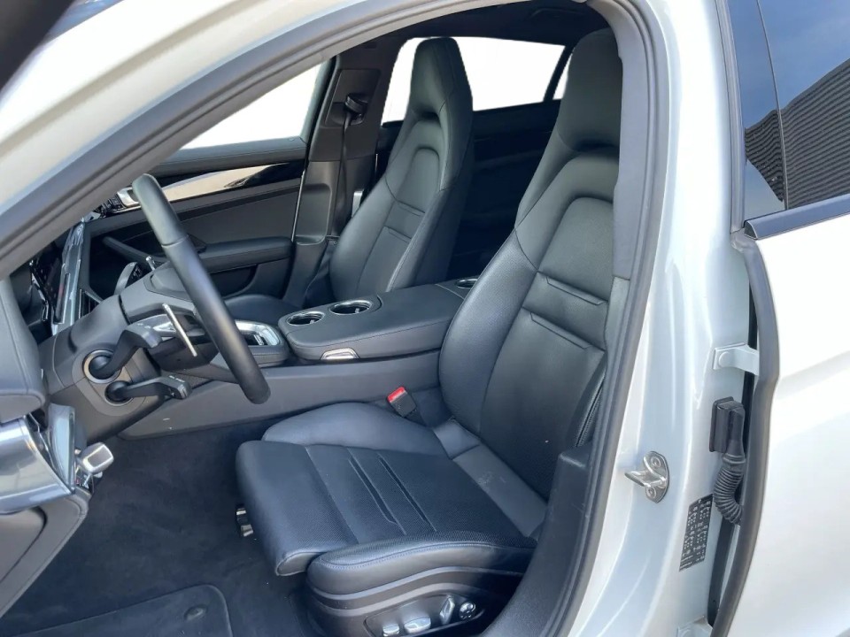 Porsche Panamera 4S E-Hybrid - foto 9