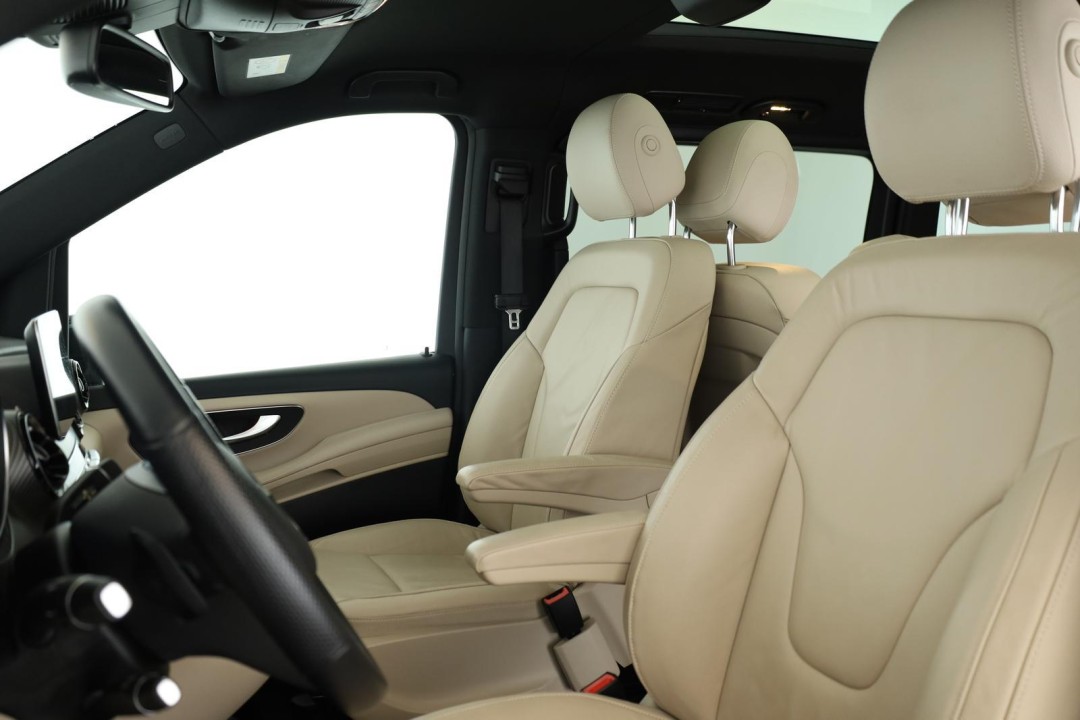 Mercedes-Benz V 300d 4MATIC Long Avantgarde - foto 11