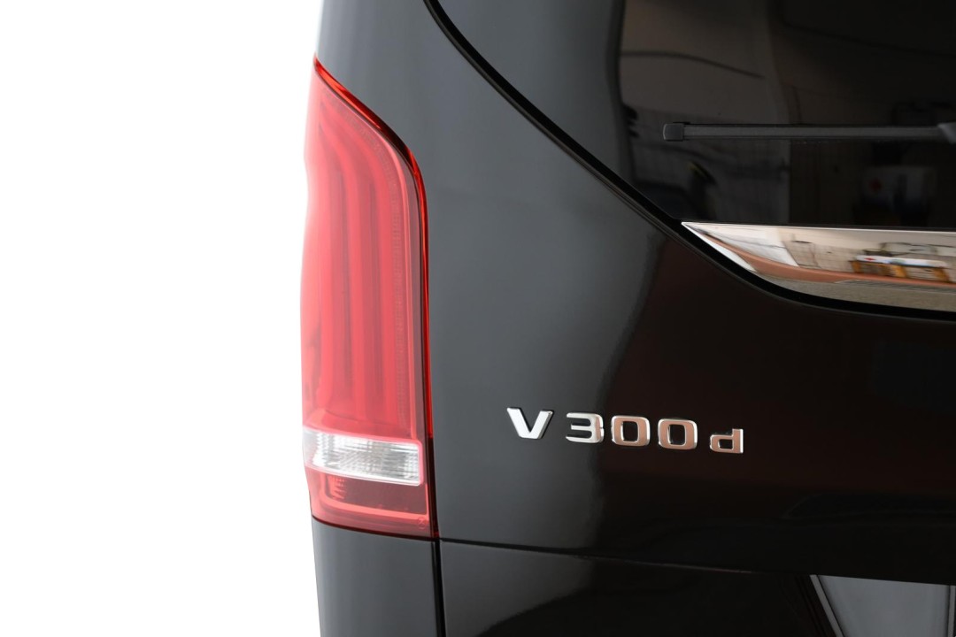 Mercedes-Benz V 300d 4MATIC Long Avantgarde - foto 26