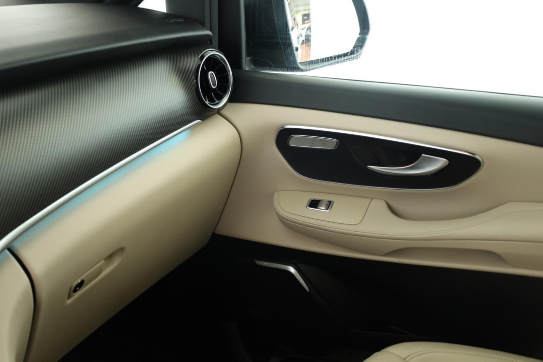 Mercedes-Benz V 300d 4MATIC Long Avantgarde - foto 18