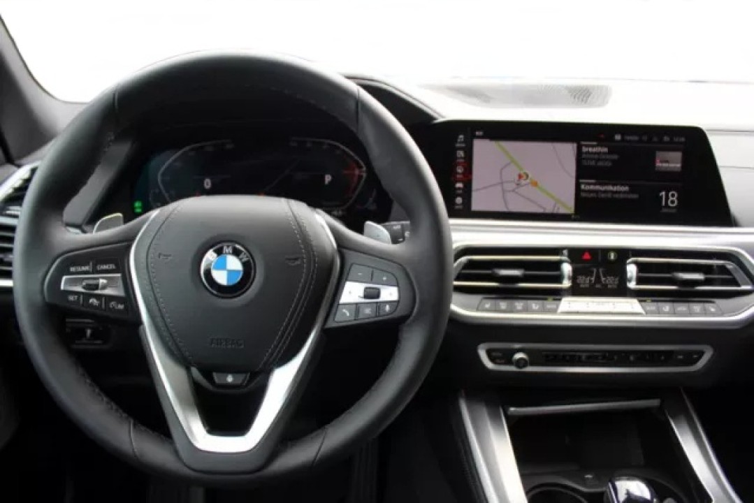 BMW X5 xDrive30d xLine (5)