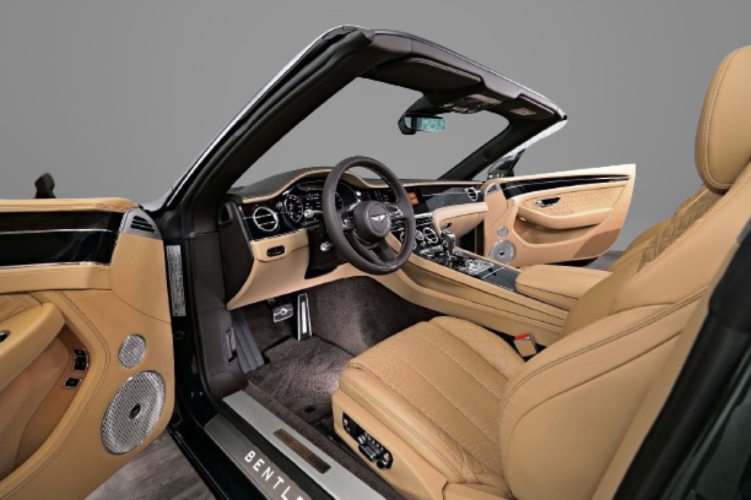 Bentley Continental GTC V8 - foto 6