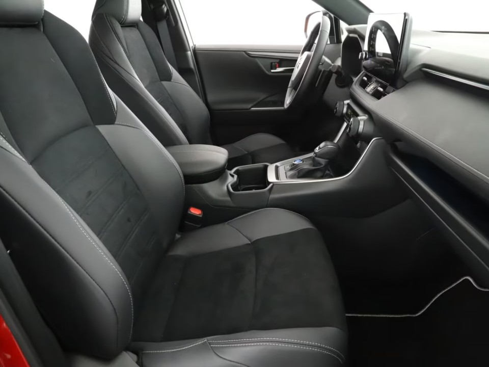 Toyota RAV4 - foto 8