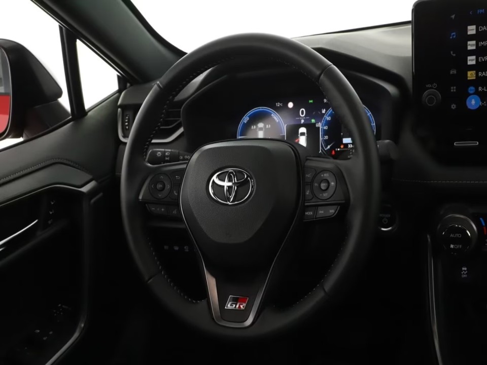 Toyota RAV4 - foto 7