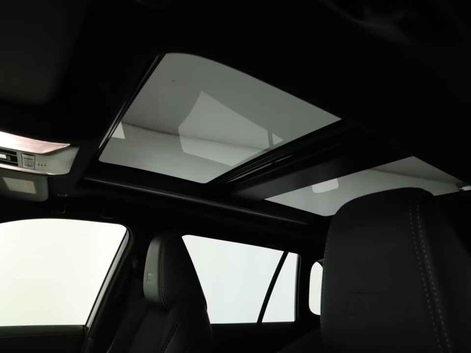 Toyota RAV4 - foto 13