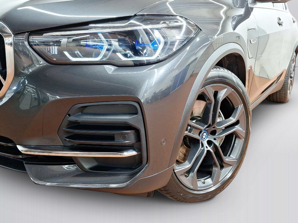 BMW X5 xDrive45e - foto 18