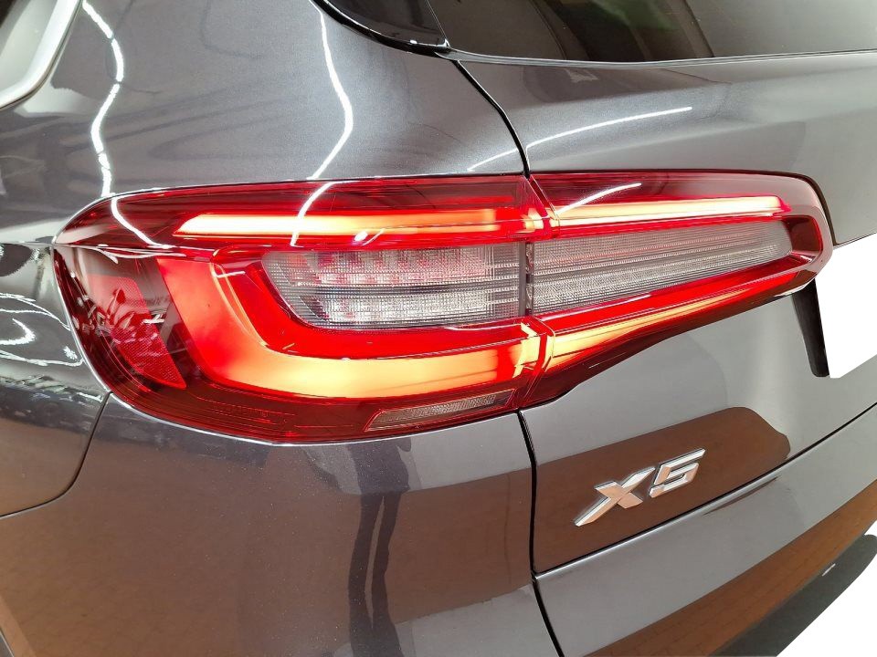 BMW X5 xDrive45e - foto 17