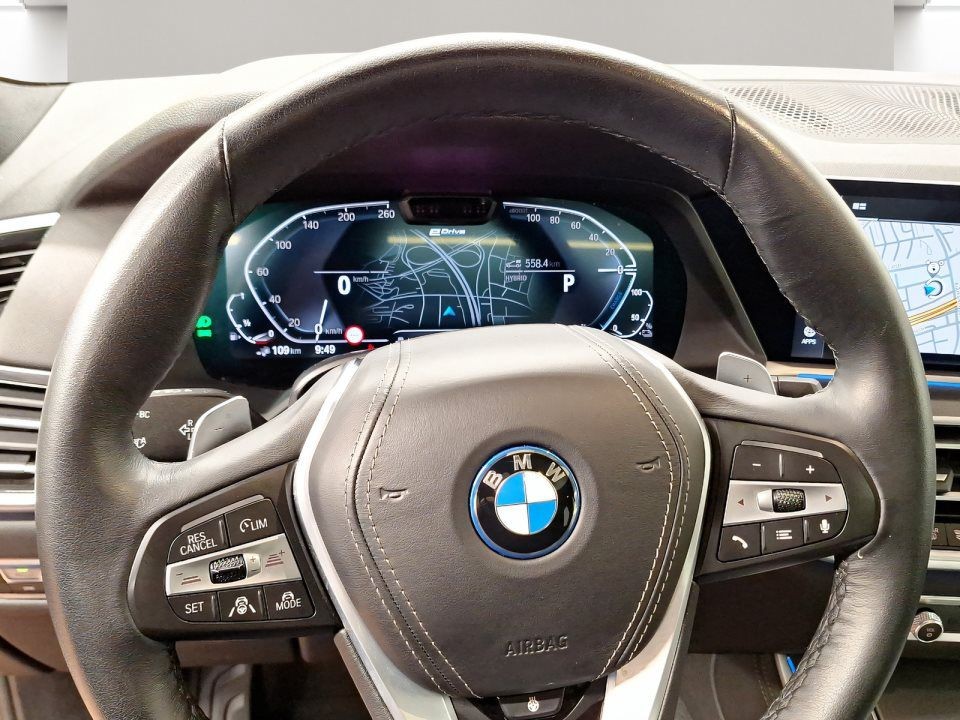 BMW X5 xDrive45e (4)