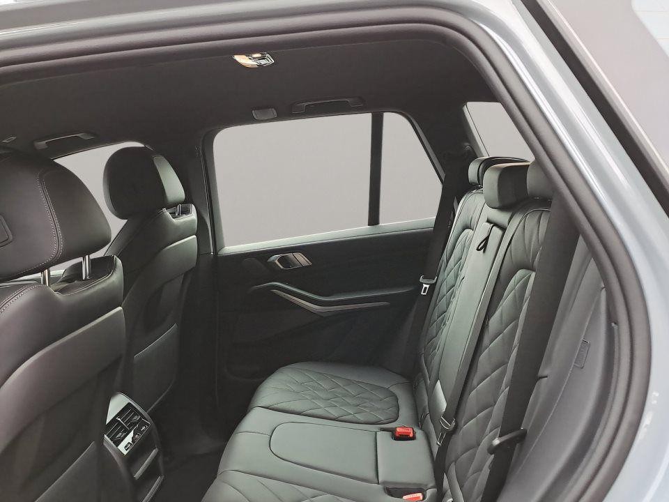 BMW X5 xDrive30d - foto 9