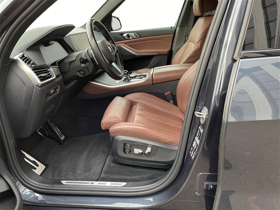 BMW X5 xDrive 40i - foto 8