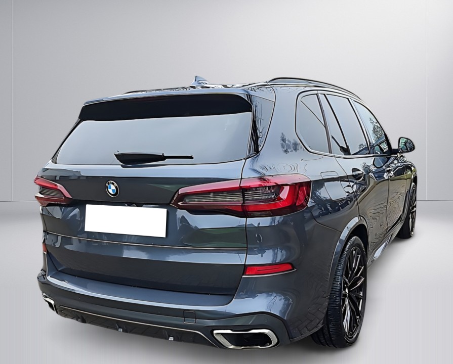 BMW X5 xDrive40d M-Sport (5)