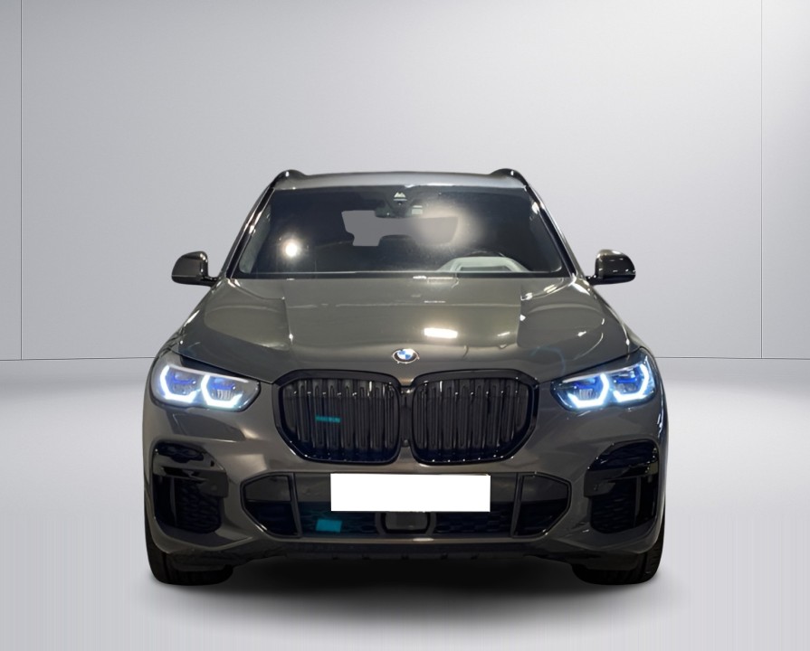 BMW X5 xDrive30d M-Sport (2)