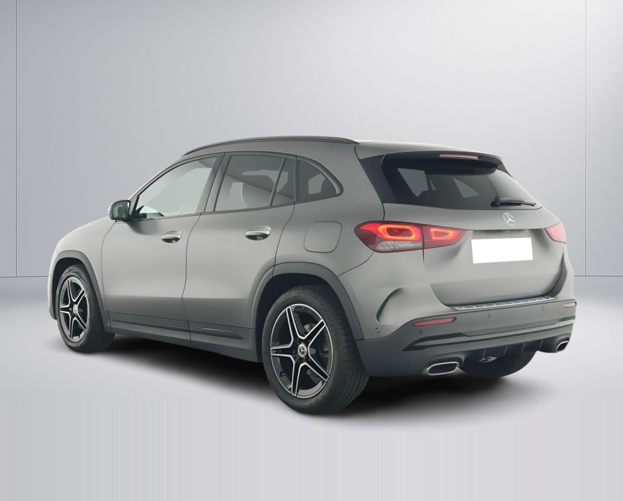 Mercedes-Benz GLA 200 AMG (5)