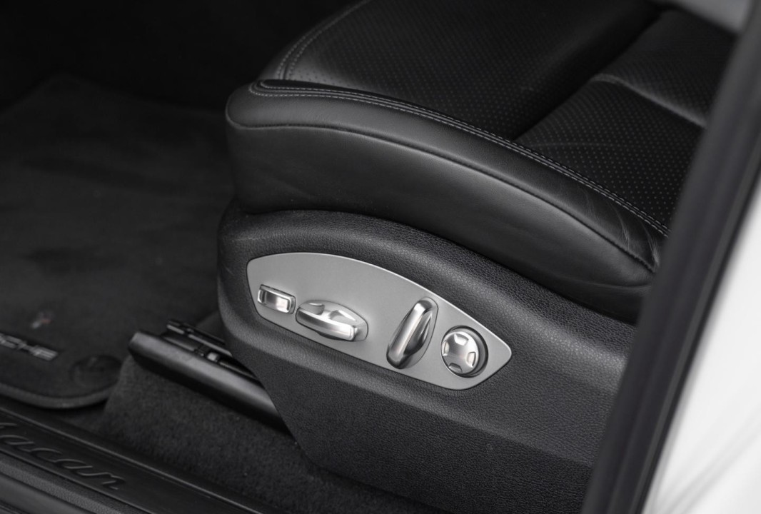 Porsche Macan - foto 10