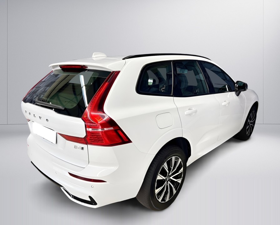 Volvo XC 60 B4 (2)