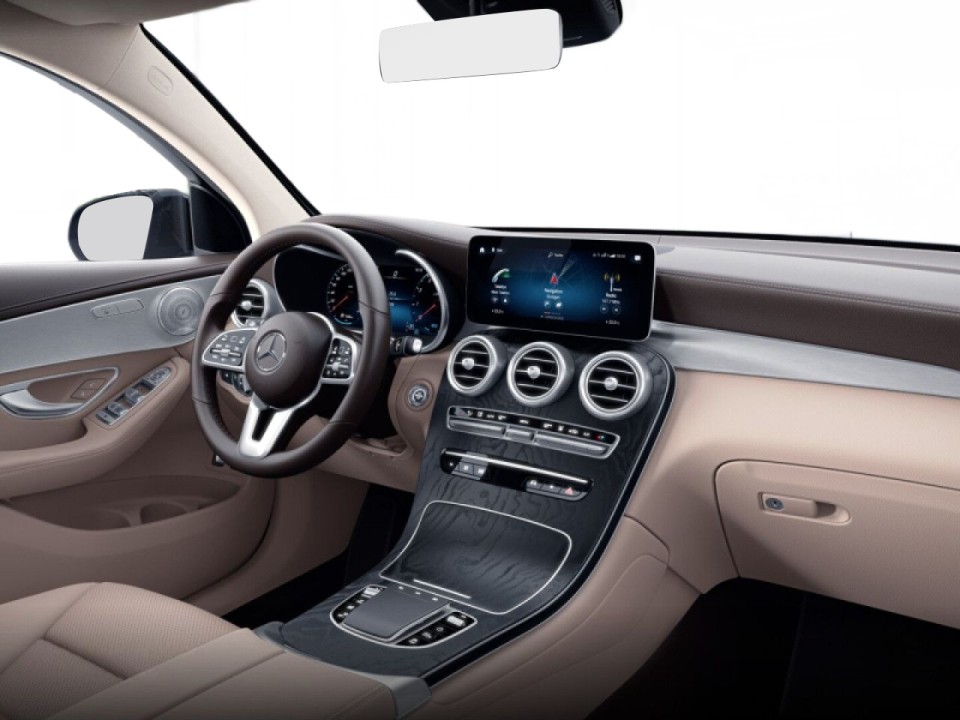 Mercedes-Benz GLC Coupe 300e 4MATIC - foto 15