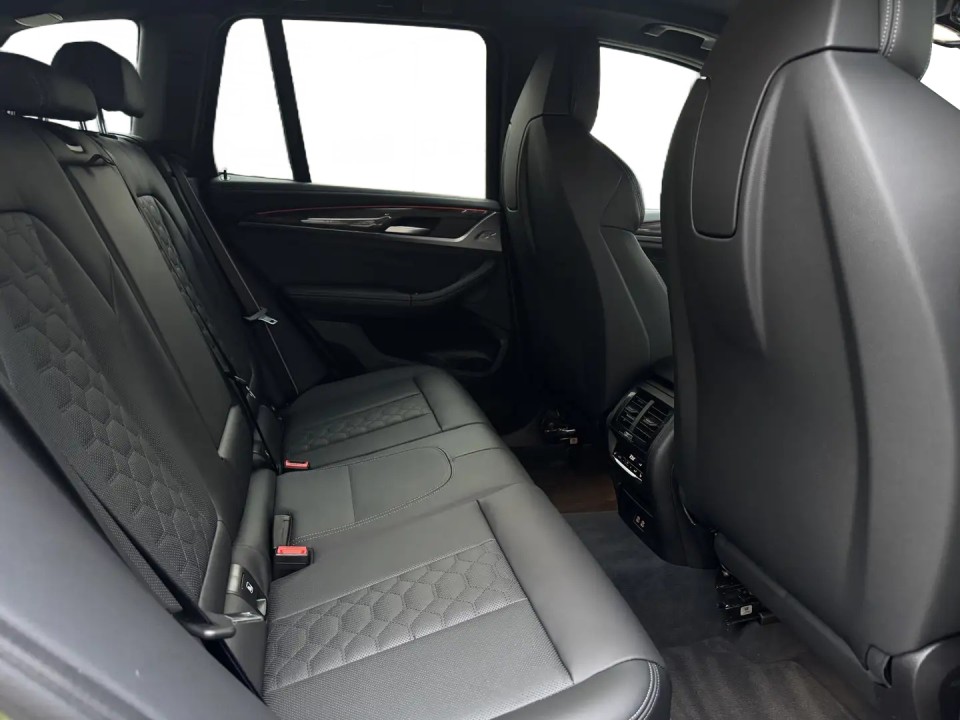 BMW X3 M Competition - foto 13