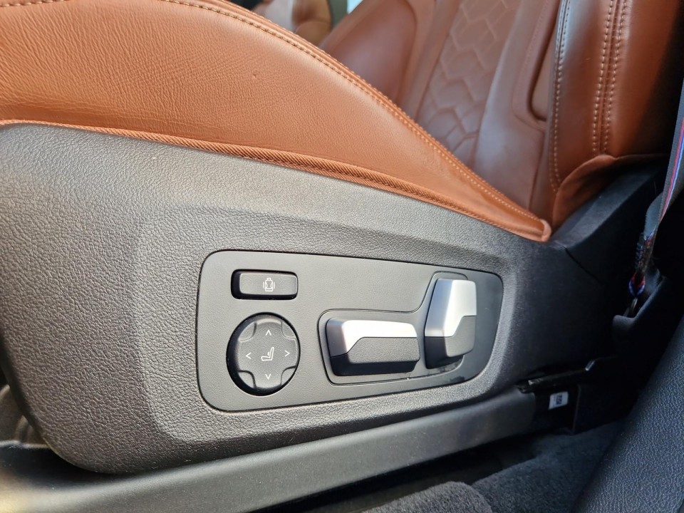 BMW X3 M Competition - foto 18