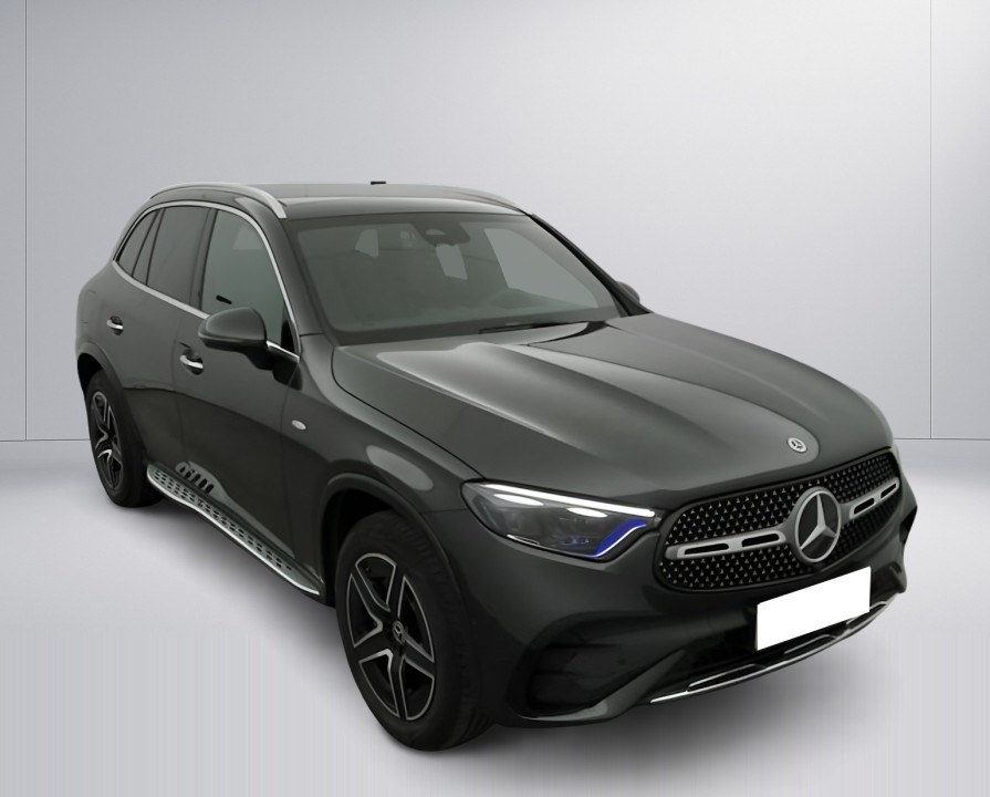 Mercedes-Benz GLC 300e 4MATIC AMG Line