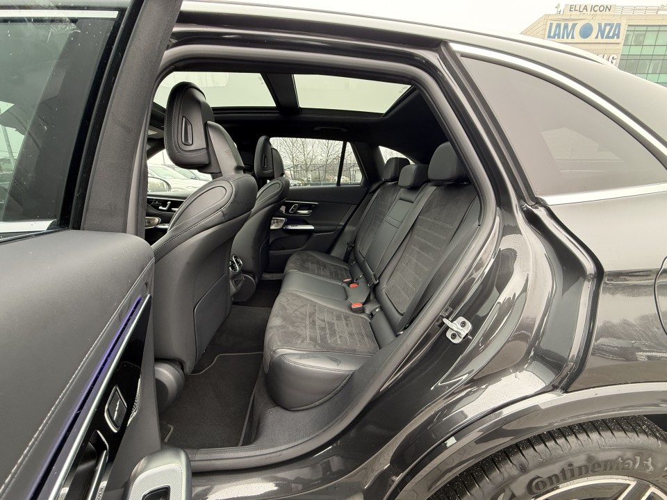 Mercedes-Benz GLC 300e 4MATIC AMG Line - foto 12