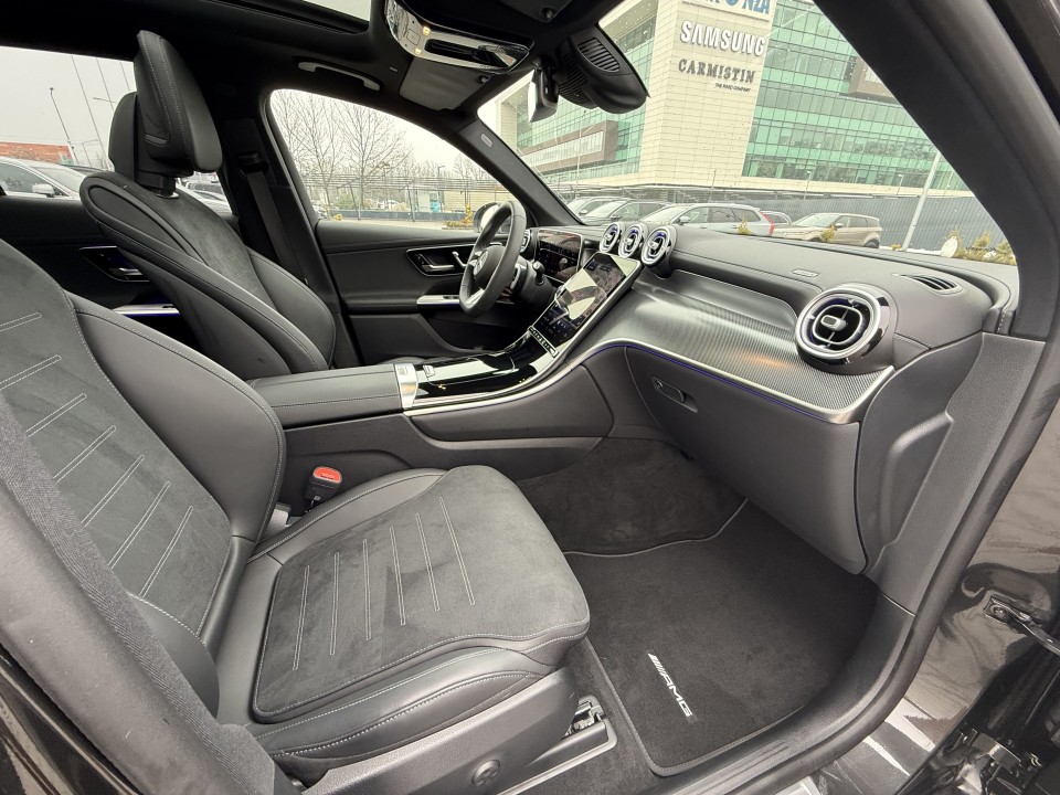 Mercedes-Benz GLC 300e 4MATIC AMG Line - foto 17