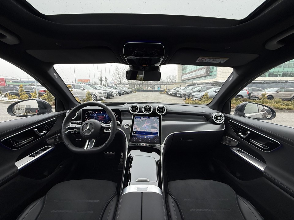 Mercedes-Benz GLC 300e 4MATIC AMG Line - foto 21