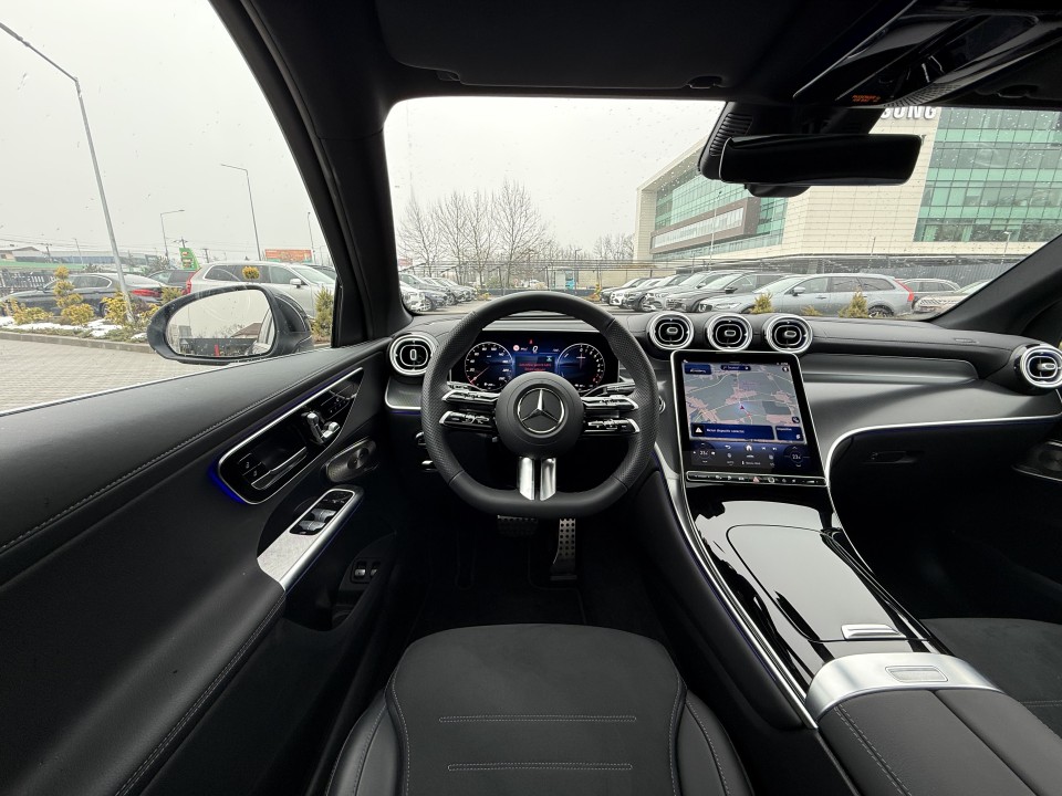 Mercedes-Benz GLC 300e 4MATIC AMG Line - foto 22