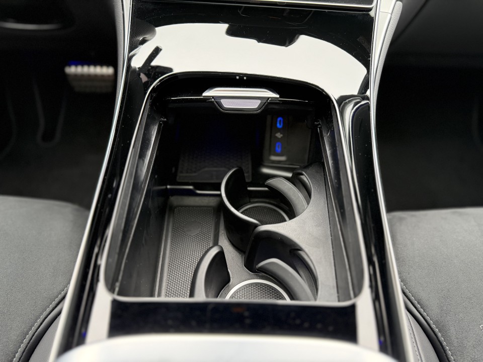 Mercedes-Benz GLC 300e 4MATIC AMG Line - foto 24