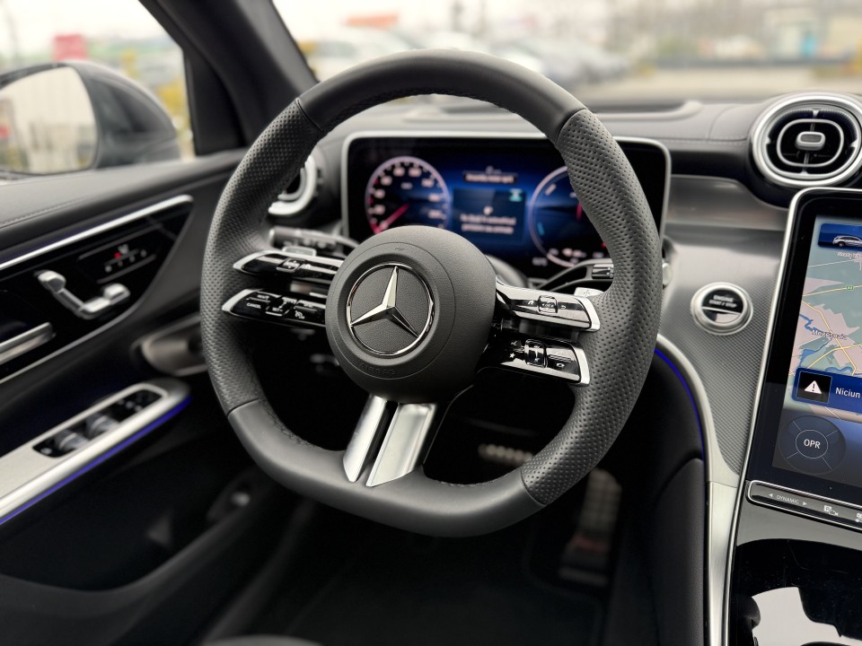 Mercedes-Benz GLC 300e 4MATIC AMG Line - foto 25