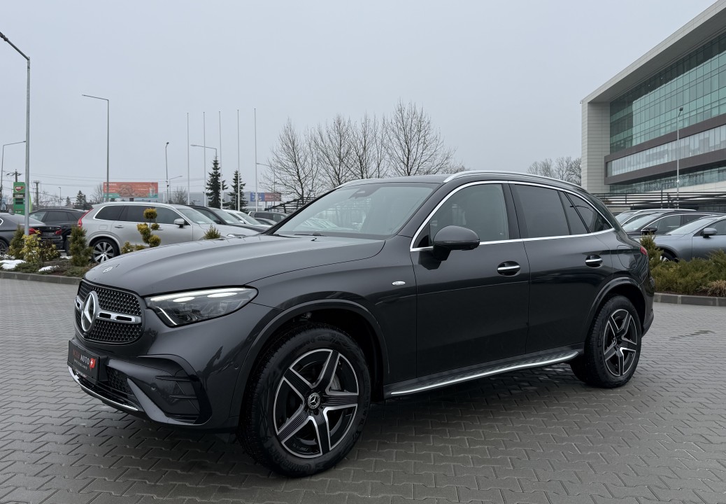 Mercedes-Benz GLC 300e 4MATIC AMG Line - foto 7