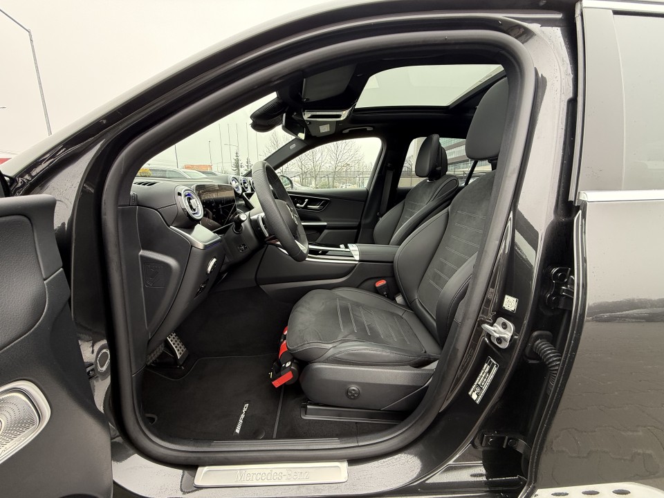Mercedes-Benz GLC 300e 4MATIC AMG Line - foto 9