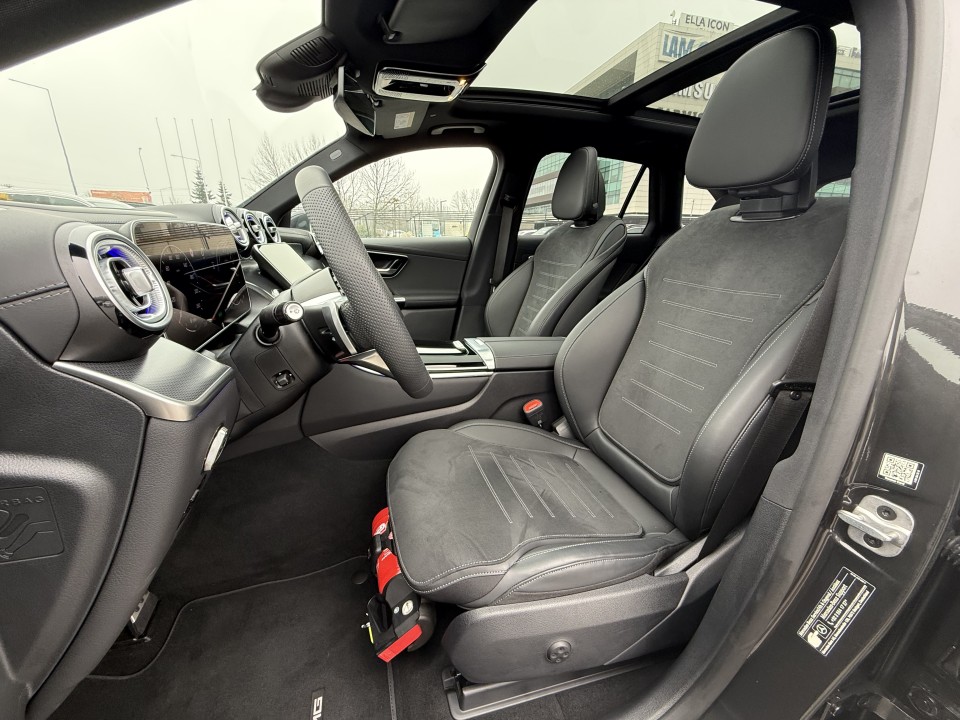 Mercedes-Benz GLC 300e 4MATIC AMG Line - foto 10