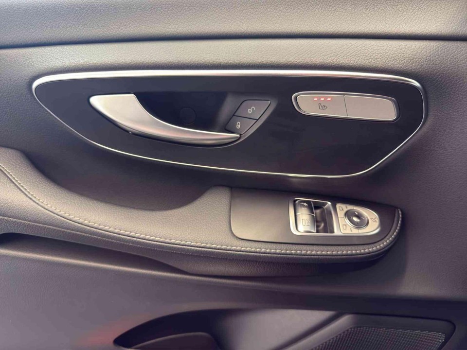 Mercedes-Benz V 300d 4MATIC - foto 17