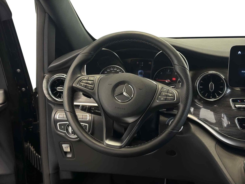 Mercedes-Benz V 300d 4MATIC - foto 16
