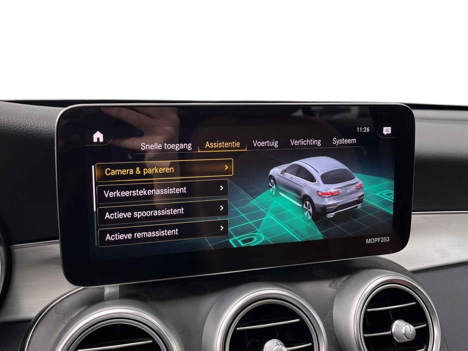 Mercedes-Benz GLC Coupe 300e 4MATIC - foto 18