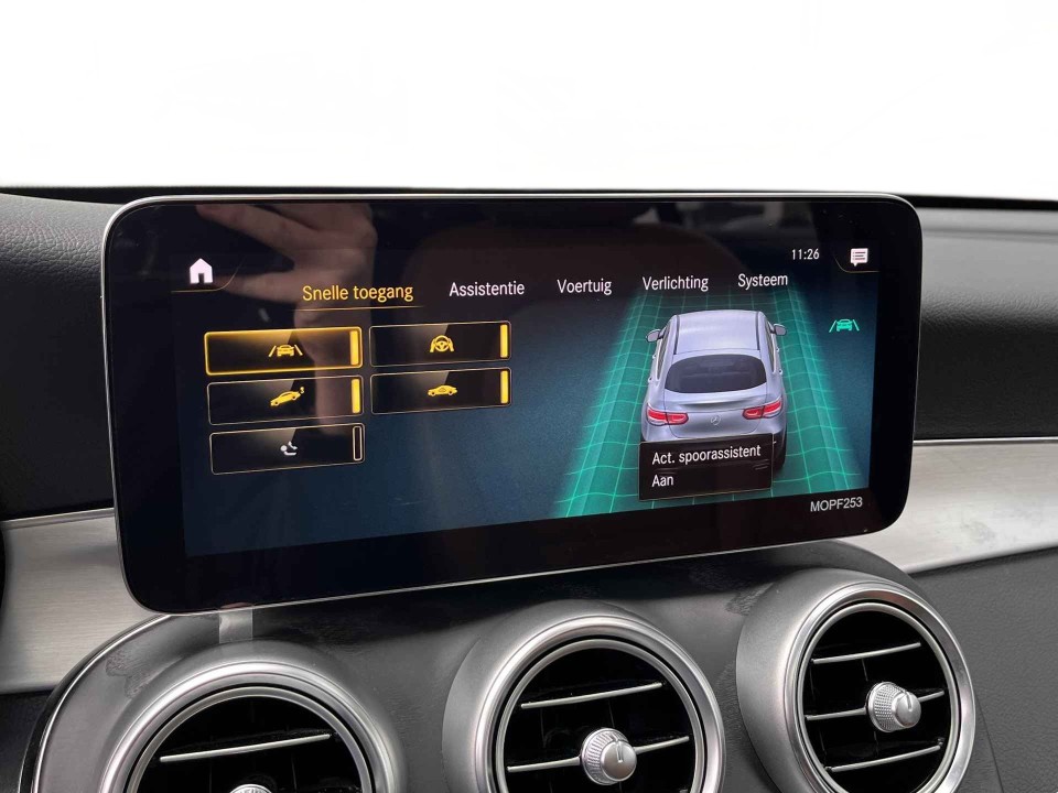 Mercedes-Benz GLC Coupe 300e 4MATIC - foto 21