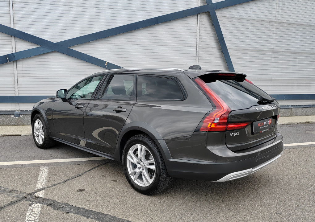 Volvo V90 Cross Country D4 AWD Geartronic Advanced Edition - foto 6
