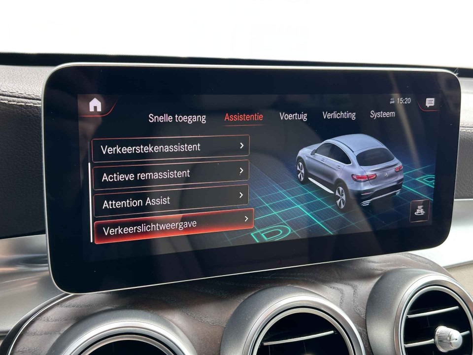 Mercedes-Benz GLC Coupe 300e 4MATIC - foto 14