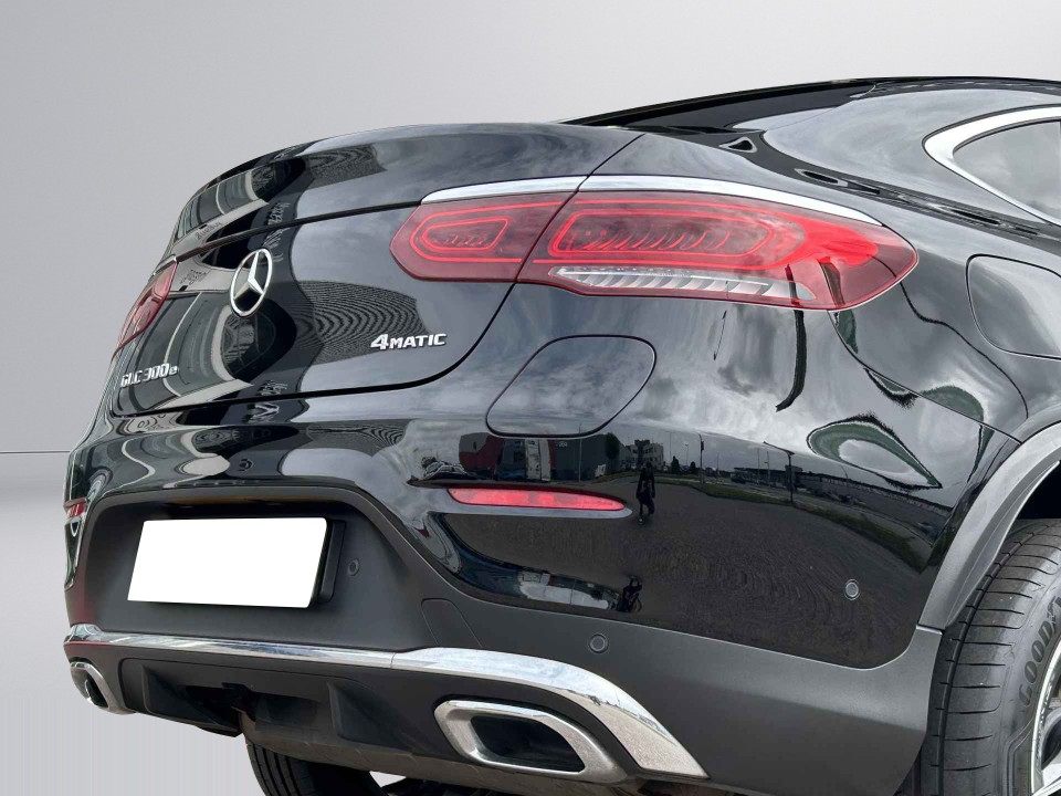 Mercedes-Benz GLC Coupe 300e 4MATIC - foto 32