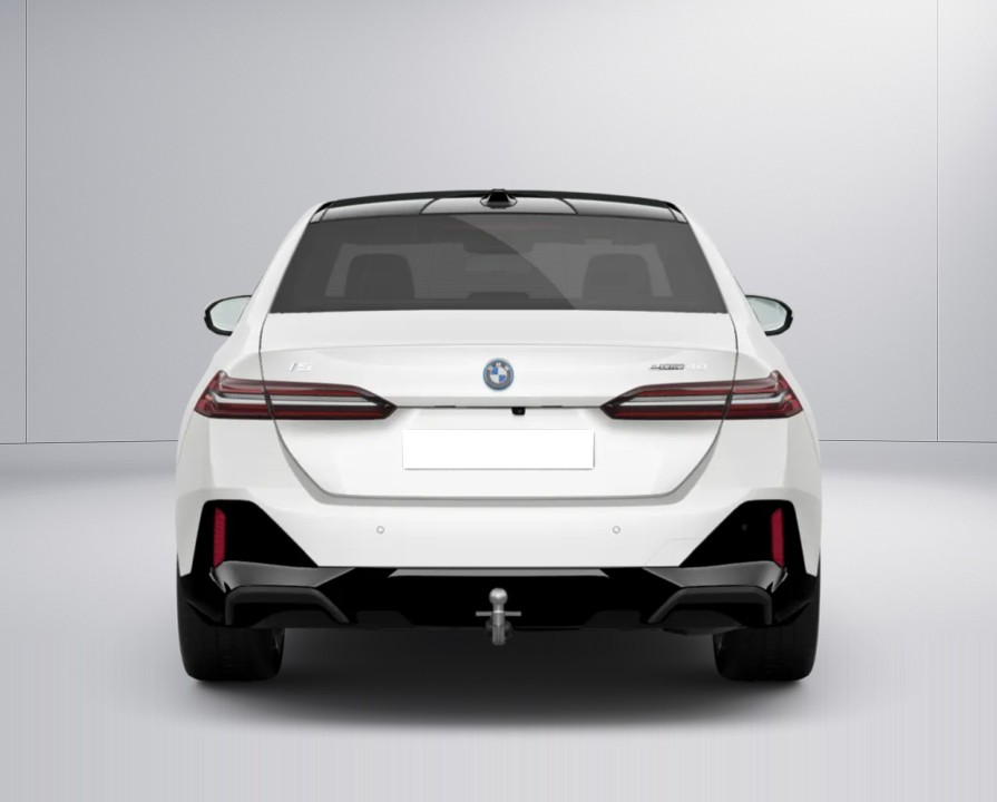BMW i5 eDrive40 (2)