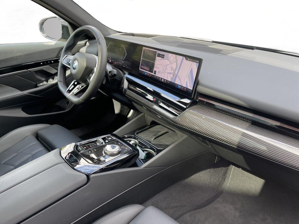 BMW Seria 5 520d - foto 6