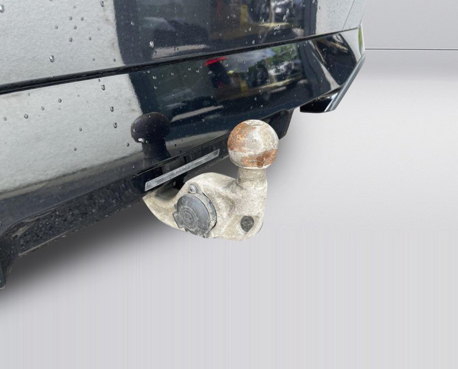 BMW Seria 5 520d - foto 17