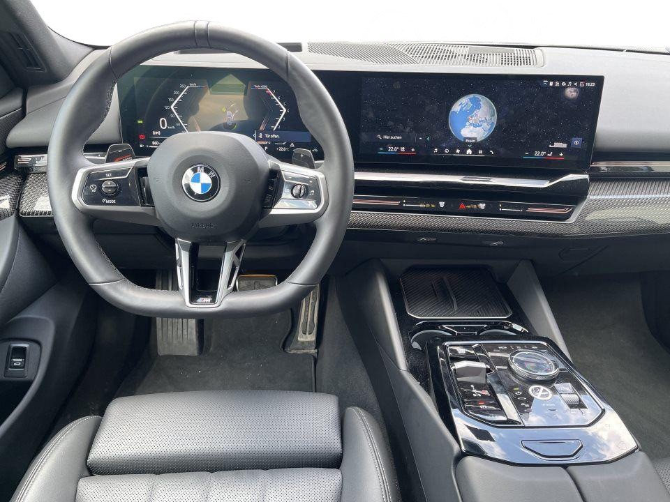 BMW Seria 5 520i (5)