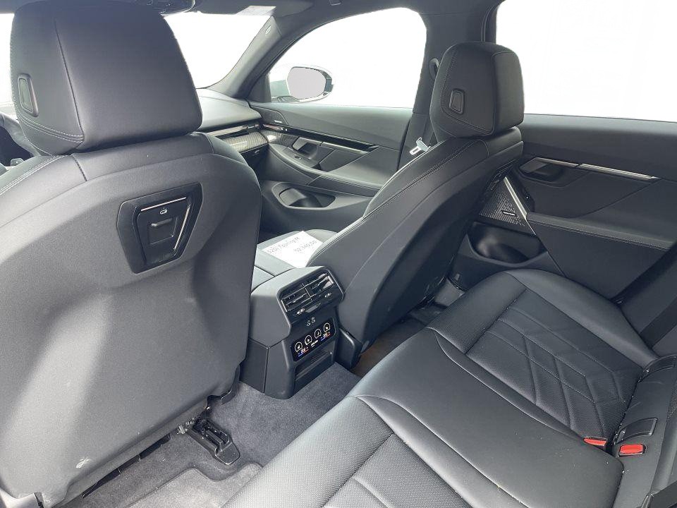 BMW Seria 5 520i - foto 12