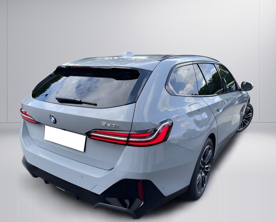 BMW Seria 5 520i (2)