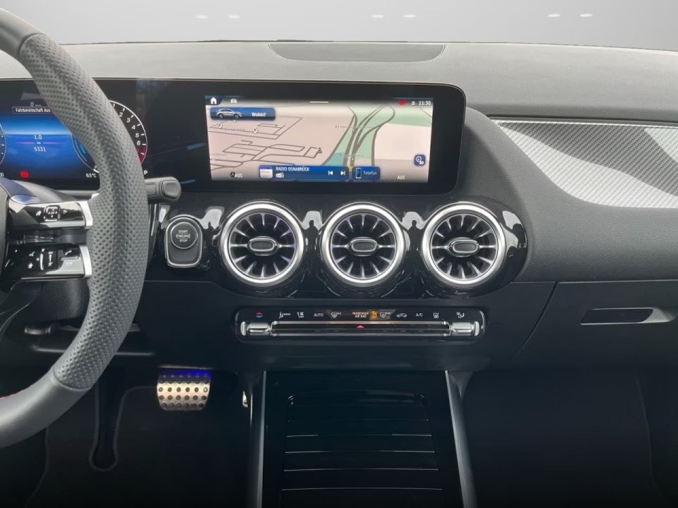 Mercedes-Benz GLA 250e AMG - foto 12