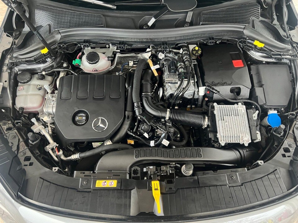 Mercedes-Benz GLA 250e AMG - foto 28