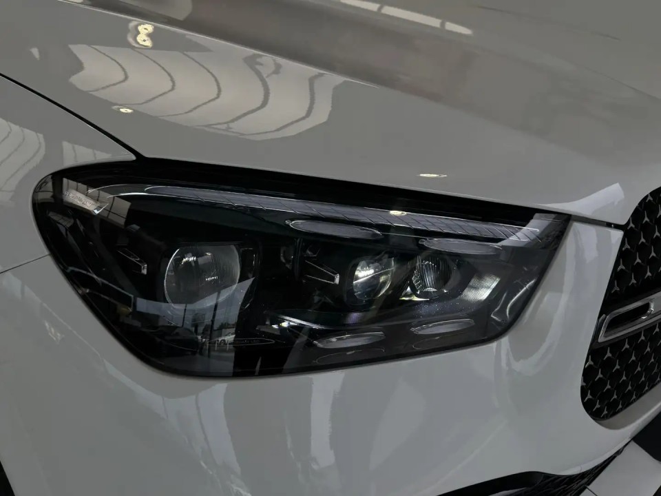 Mercedes-Benz GLE Coupe 400e 4MATIC AMG - foto 13